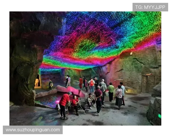 食人村秘影追踪小队深陷诡境绝境求生探秘真相之旅黑暗事件谜云