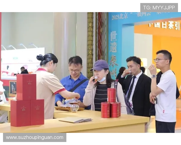 姚洛铭：在时代浪潮中，以匠心铸就非凡人生